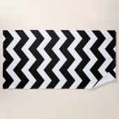 Black and White Large Chevron Pattern Strandlaken (Voorkant)