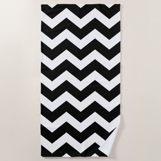 Black and White Large Chevron Pattern Strandlaken (Voorkant)