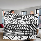 Black and white - modern pattern fleece deken