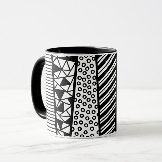 Black and white - modern pattern mok (Voorkant links)