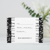 Black and White Mozart Music Rsvp met envelop (Staand voorkant)