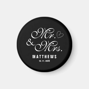 Black and white Mr en Mrs Wedding Monogram Magnet