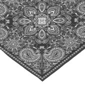 Black and White Paisley Bandana Boho  Korte Tafelloper (Hoek)