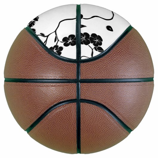 Black and White Pattern Birds on Cherry Blossoms Basketbal (Rechts)