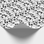 Black and White Pattern Birds on Cherry Blossoms Cadeaupapier (Hoek)