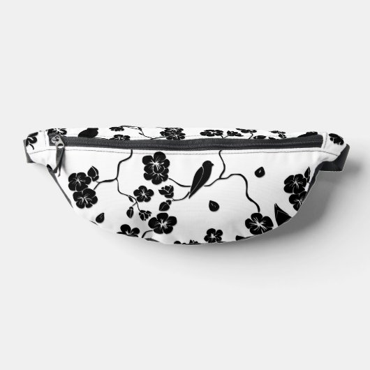 Black and White Pattern Birds on Cherry Blossoms Heuptasje (Liggend)