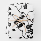 Black and White Pattern Birds on Cherry Blossoms Inpakpapier Vel (In situ)