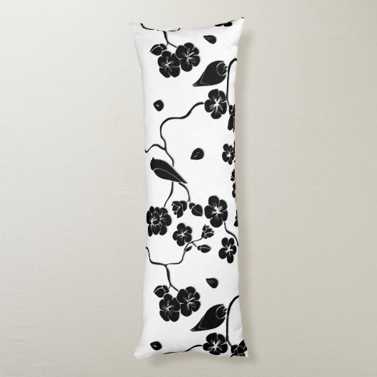 Black and White Pattern Birds on Cherry Blossoms Lichaamskussen (Achterkant (Verticaal))