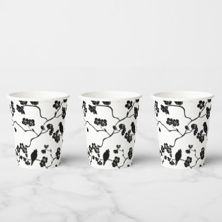 Black and White Pattern Birds on Cherry Blossoms Papieren Bekers