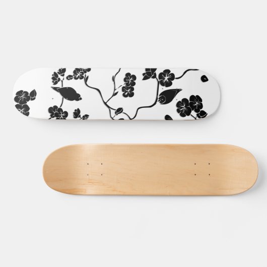 Black and White Pattern Birds on Cherry Blossoms Persoonlijk Skateboard (Horizontaal)