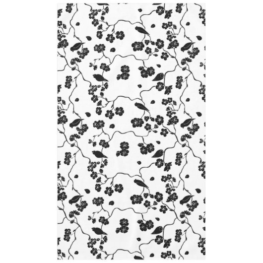 Black and White Pattern Birds on Cherry Blossoms Tafelkleed (Voorkant)