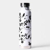 Black and White Pattern Birds on Cherry Blossoms Waterfles (Links)