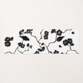 Black and White Pattern Birds on Cherry Blossoms Yogamat (Achterkant (horizontaal))