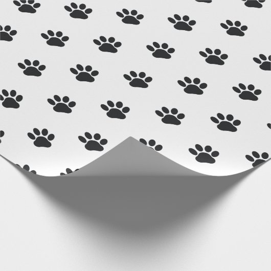 Black and White Paw Print Pattern Cadeaupapier (Hoek)