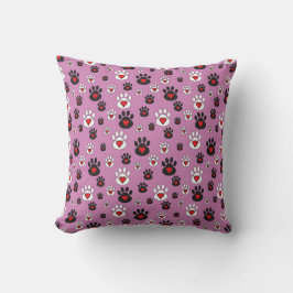 Black and white Paw Prints Red Hearts on pink Kussen