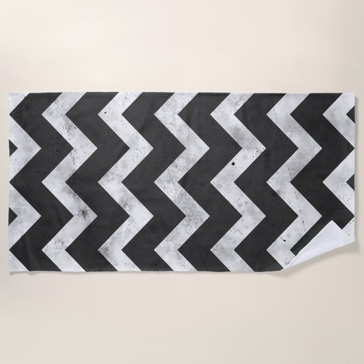 Black and white Rustic Chevron pattern Strandlaken (Voorkant)