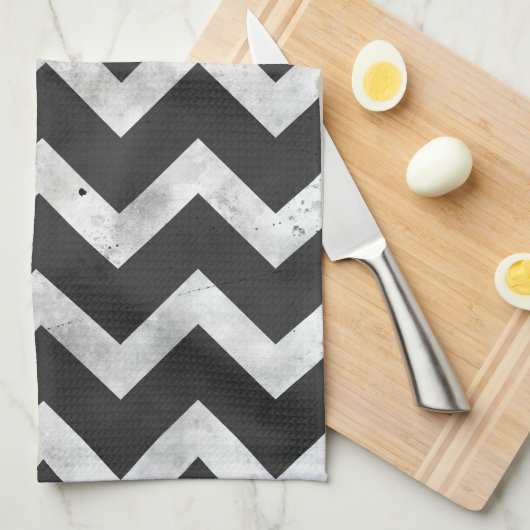 Black and white Rustic Chevron pattern Theedoek (Quarter Fold)