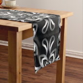 Black and white seamless pattern on  table runner medium tafelloper (Voorbeeld)