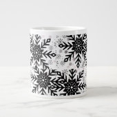 black and white snowflake mug grote koffiekop (Voorkant)