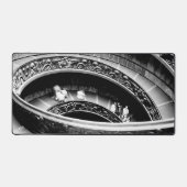 Black and White Spiral Staircase Bureaumat (Voorkant)