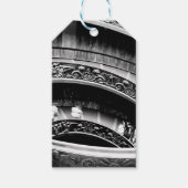 Black and White Spiral Staircase Cadeaulabel (Voorkant)