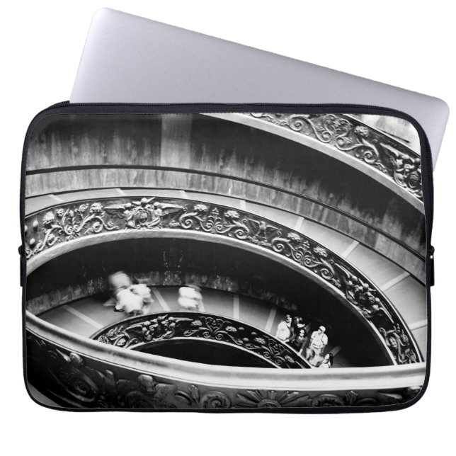 Black and White Spiral Staircase Laptop Sleeve (Voorkant)