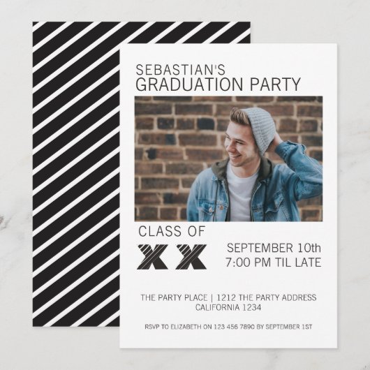 Black and White Striped Graduparty Kaart (Voorkant / Achterkant)