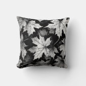 Black and White Throw Pillow Kussen (Voorkant)
