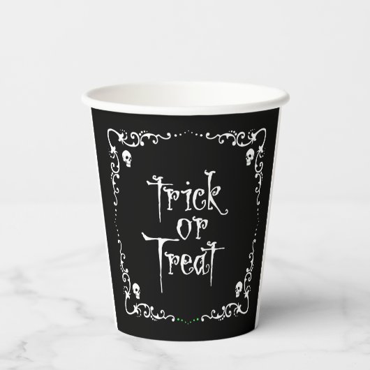 Black and White Trick or Treat Papieren Bekers (Achterkant)