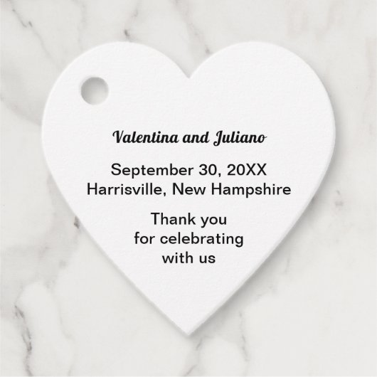 Black and White Typography Heart Shape Wedding Bedankjes Labels (Voorkant)