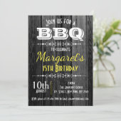 Black and White Wood BBQ Verjaardagsfeestje Uitnod Kaart (Staand voorkant)