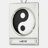 Black and White Yin Yang Verzilverd Banner Ornament (Links)