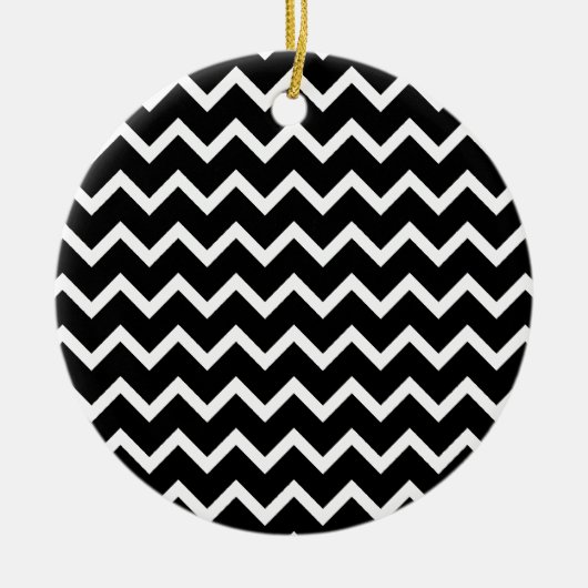 Black and White Zig Zag Pattern. Keramisch Ornament (Voorkant)
