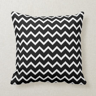 Black and White Zig Zag Pattern. Kussen