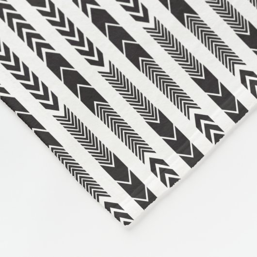 Black Arrow Herringbone Print Fleece Deken (Hoek)