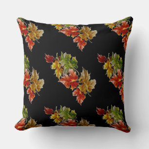 Black Autumn Leaves Pattern Sierkussen