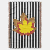Black Autumnal Stripes met Leaves Deken (Voorkant Verticaal)