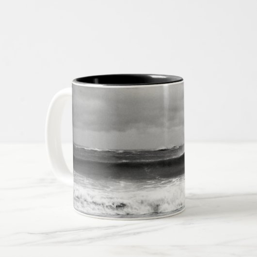 Black Barrell Wave Mok (Voorkant links)