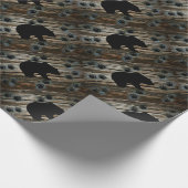 Black Bear Paws Rustic Wood Cadeaupapier (Hoek)