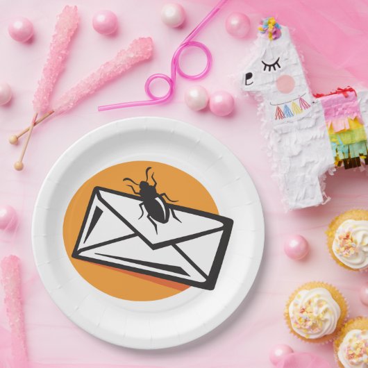 Black Beetle Insect on Envelope Papieren Bordje (Feest)