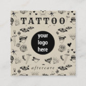 Black & Beige Logo Tattoo Nazorg Instructies Vierkante Visitekaartje (Voorkant)