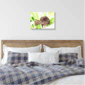Black Bird Preening Canvas Afdruk (Insitu (Slaapkamer))