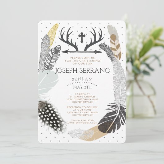 Black Boho Feather Christening Uitnodiging (Staand voorkant)