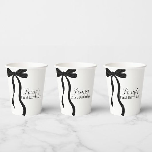 Black Bow Minimalist 1st Birthday Party Papieren Bekers (Multi)
