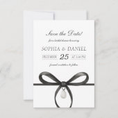 Black Bow With Pearl Old Money Style Bridal Shower Save The Date (Voorkant)