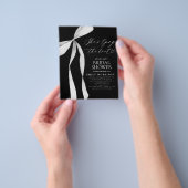 Black Bow Ze is de knoop Vrijgezellenfeest Flyer (Hand)