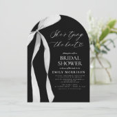 Black Bow Ze is de knoop Vrijgezellenfeest Kaart (Staand voorkant)