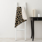 Black Brown Giraffe Print Sherpa Deken (In situ)