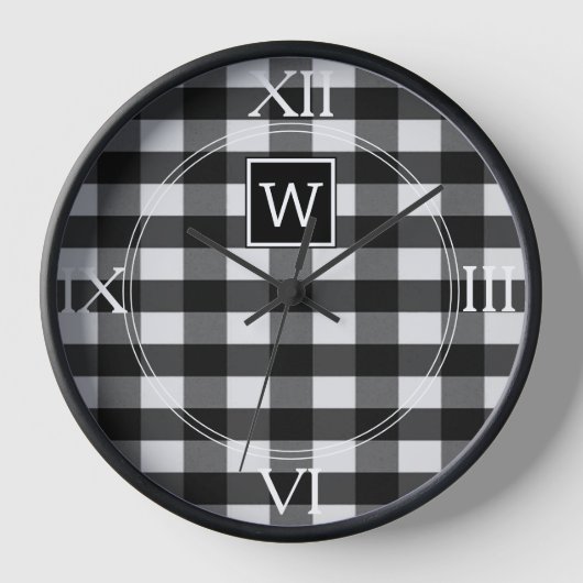 Black Buffalo Pset Monogram Clock (Voorkant)