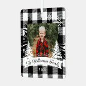 Black Buffalo Pset Rustic Pine Trees Familie Foto Metalen Ornament (Voorkant links)